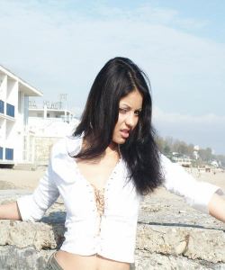 <p class='ppt-number'>221 779 + PIN 019</p><p class='ppt-pricing-de'>1,99 Euro/Min.</p>