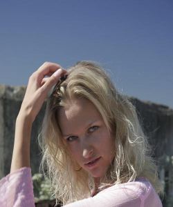 <p class='ppt-number'>221 779 + PIN 019</p><p class='ppt-pricing-de'>1,99 Euro/Min.</p>