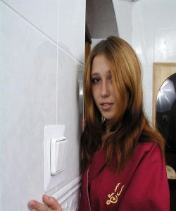 <p class='ppt-number'>221 779 + PIN 019</p><p class='ppt-pricing-de'>1,99 Euro/Min.</p>